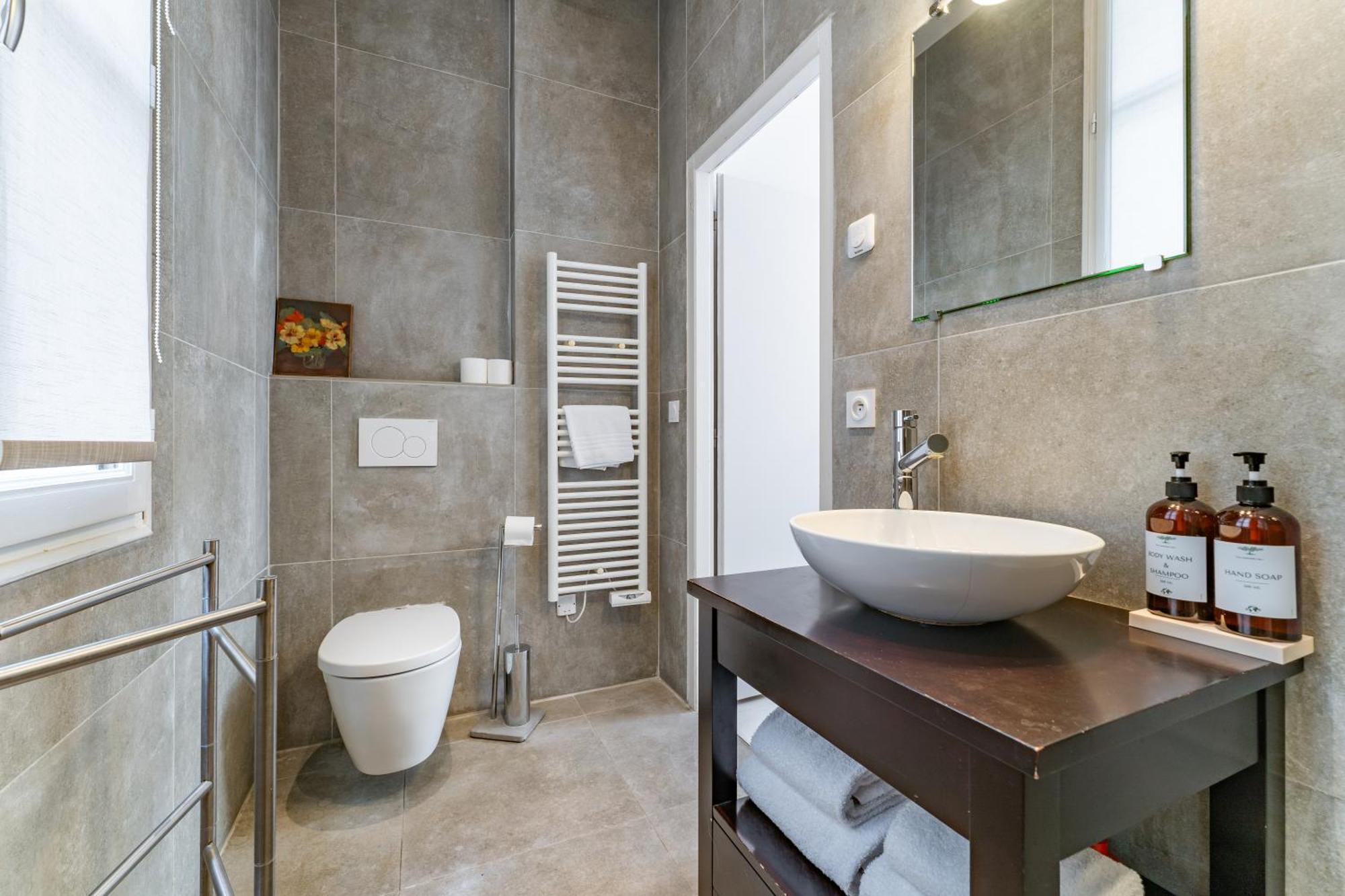 Magnifique Appartement Avec Climatisation En Hyper Centre De Бордо Екстериор снимка