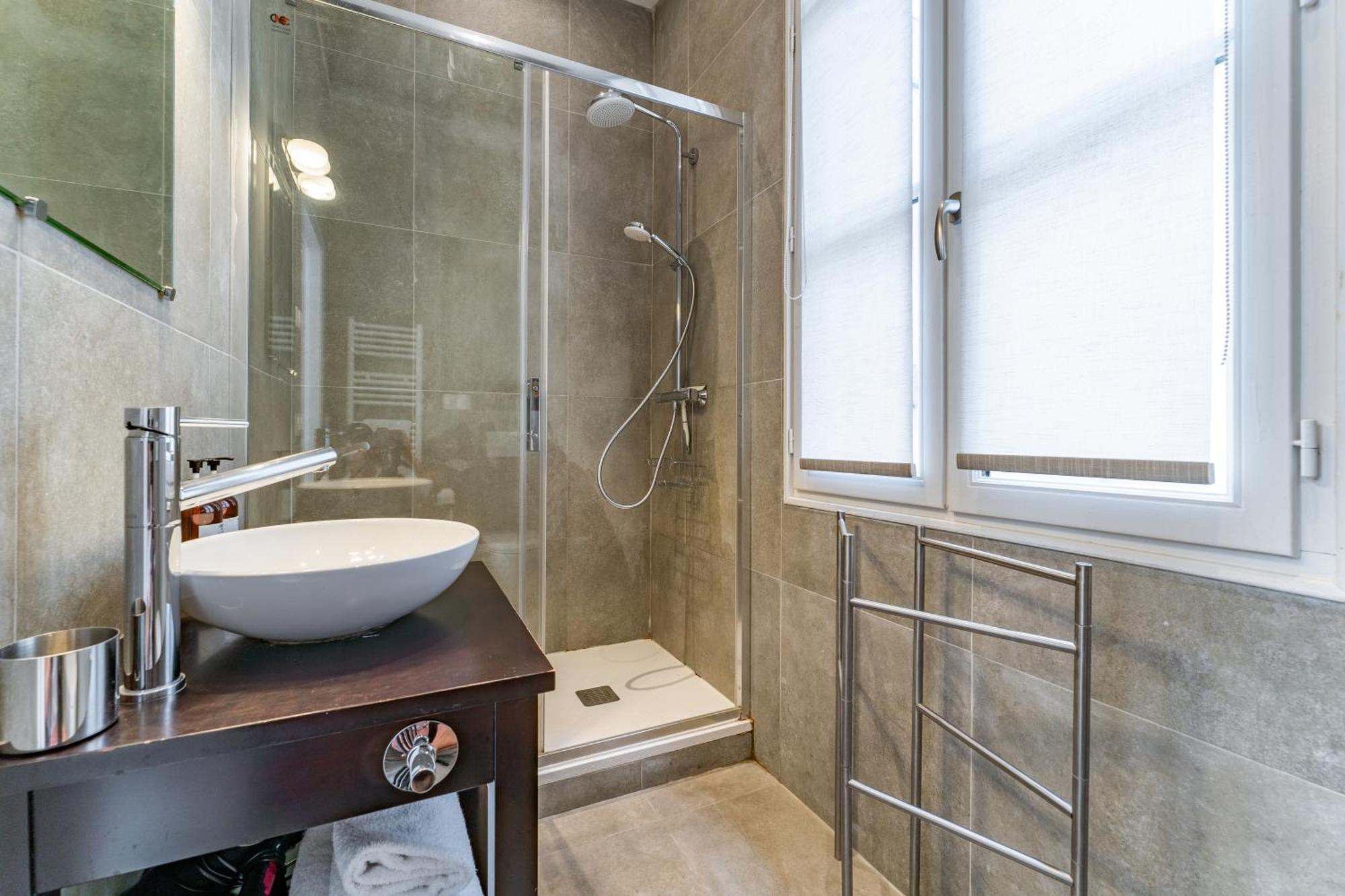 Magnifique Appartement Avec Climatisation En Hyper Centre De Бордо Екстериор снимка